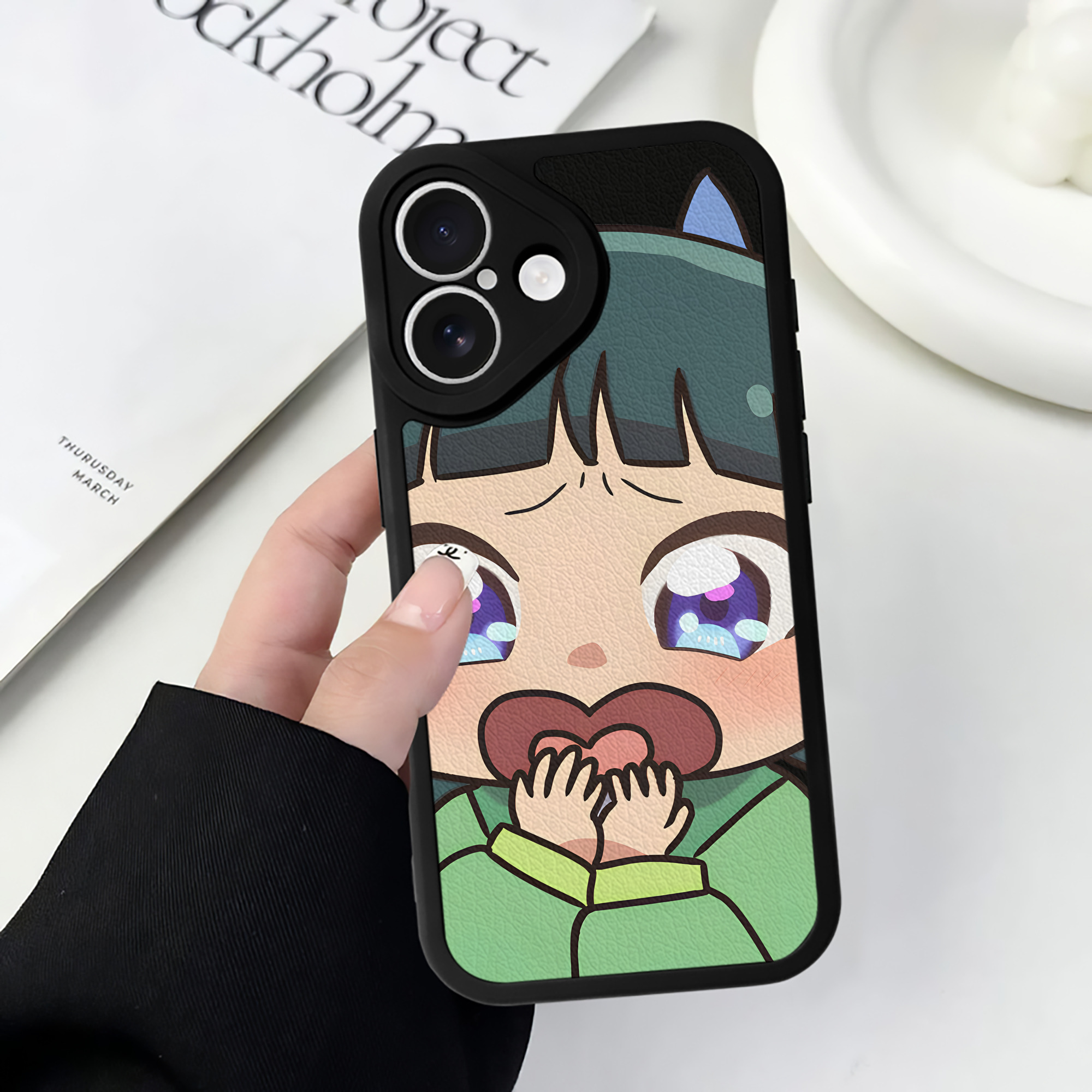 （画像用） 薬屋のひとりごと The Apothecary Diaries 【iPhone 16シリーズ対応】シリコンスマホケース（レザー調） 材質：シリコン